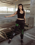 Load image into Gallery viewer, Trinity Joggers x Green
